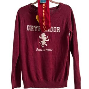 Gryffindor Pullover Crewneck Sweater Women’s Medium and Socks Harry Potter Merch